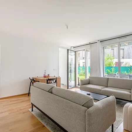 Apartment Appart Haut Standing Jardin Terrasse Parking Disneyland 7 Pers Wifi Bussy-Saint-Georges
